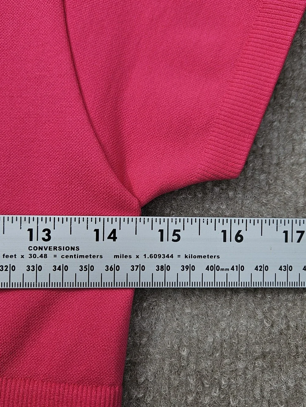 Offline by Aerie Seamless Workout Crop Top Size Small Short Sleeve Bright Pink - Picture 6 of 12